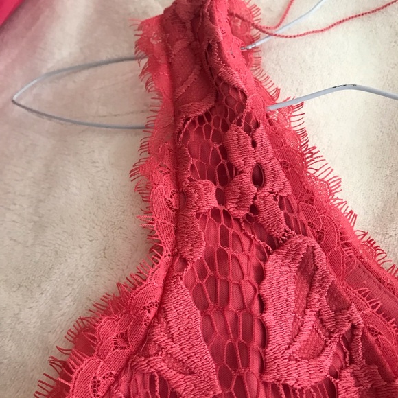 Adrianna Pappel dress.  Coral. Size 4P. V neck in back and front.  Fully lined - Picture 6 of 8